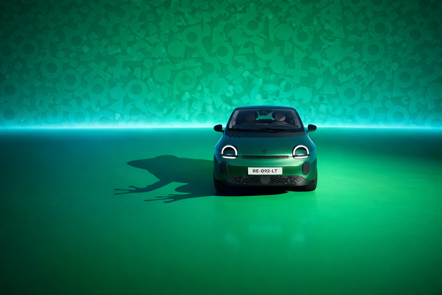 ChatGPT Image 30 mars 2026 16 01 48 - Groupe Bertrand twingo electrique groupe bertrand